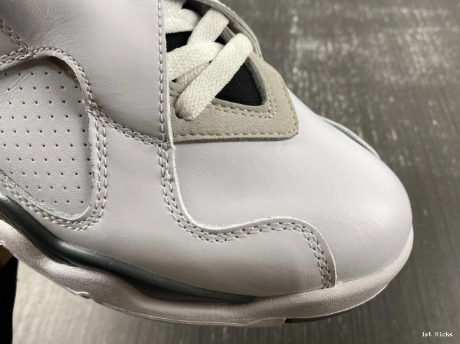 305381-103 Retro Bugs (2013) Jordan 8 Air Bunny 0707